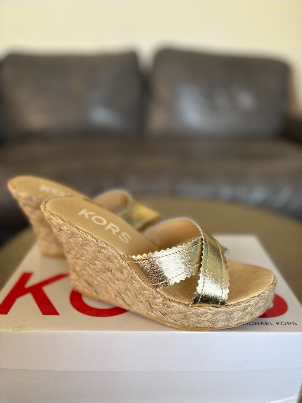 Michael Kors Lulu Gold Metallic Espadrille Wedge Sandals Size 6 Made in Spain